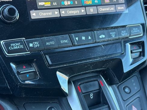 Used 2019 Honda Odyssey EX-L image 18