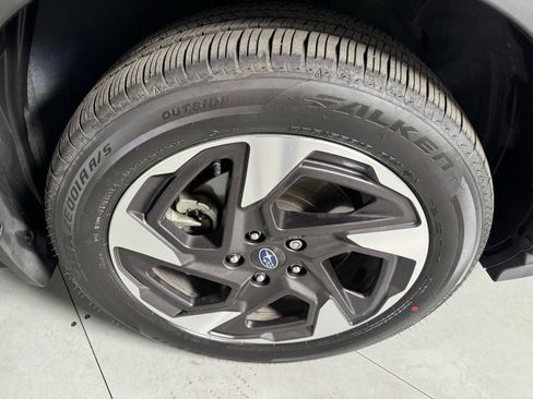 Certified 2025 Subaru Crosstrek 2.5i Limited w/ Popular Package #4A AWD/4WD image 12