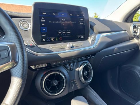 Used 2026 Chevrolet Blazer LT AWD/4WD image 17