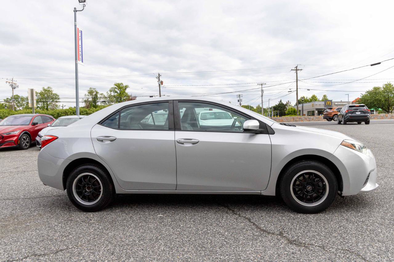 Used 2016 Toyota Corolla L FWD image 7
