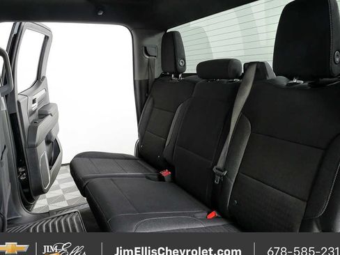 Certified 2025 Chevrolet Silverado 1500 LT AWD/4WD image 19