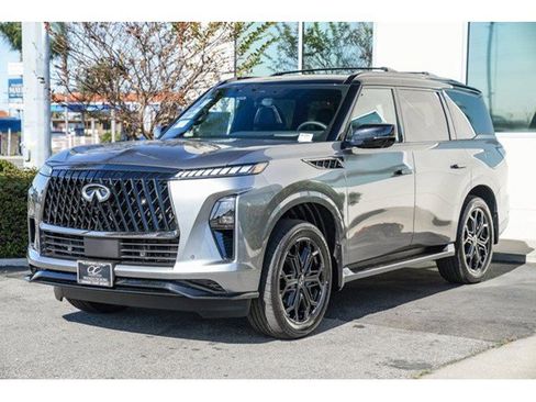 New 2026 INFINITI QX80 SPORT image 3