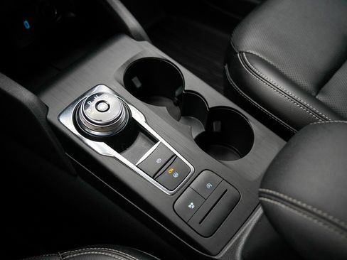 Used 2020 Ford Escape SEL image 30