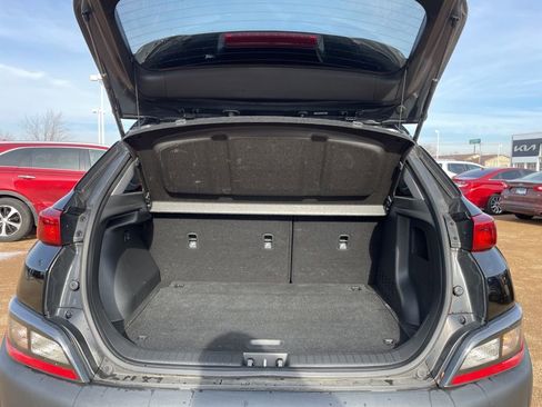 Used 2022 Hyundai Kona SEL image 14