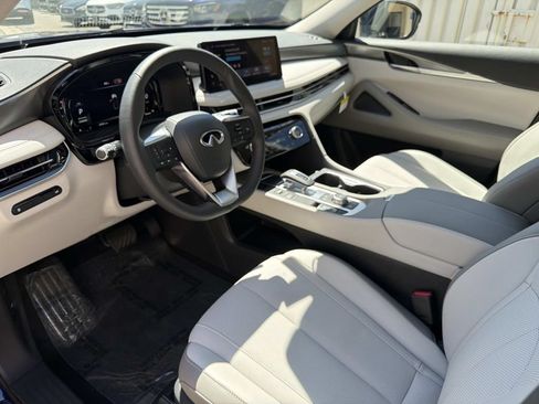 Certified 2026 INFINITI QX60 Pure w/ Cargo Package FWD image 16