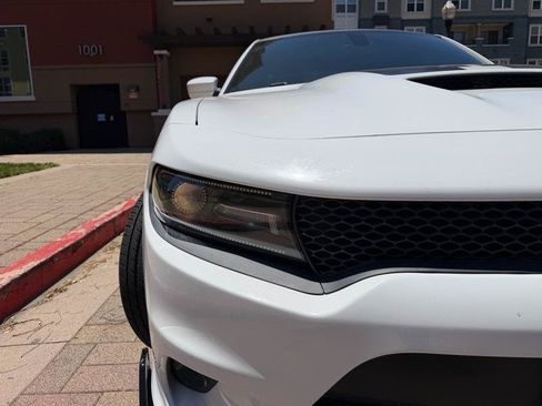 Used 2018 Dodge Charger R/T RWD image 19