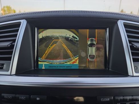 Used 2014 Mercedes-Benz GL 350 BlueTEC 4MATIC image 25