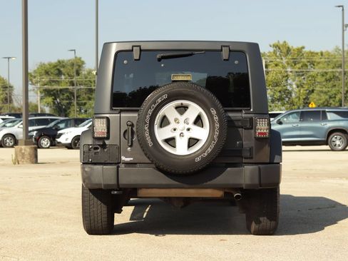 Used 2017 Jeep Wrangler Unlimited Sport w/ Quick Order Package 24S AWD/4WD image 6