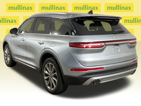 Used 2022 Lincoln Corsair AWD w/ Premium Package image 12