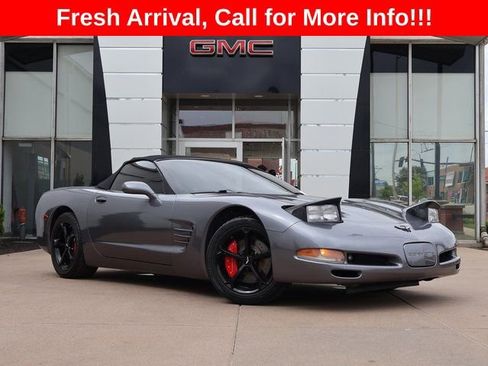 Used 2003 Chevrolet Corvette Convertible w/ Preferred Equipment Group1 RWD image 1
