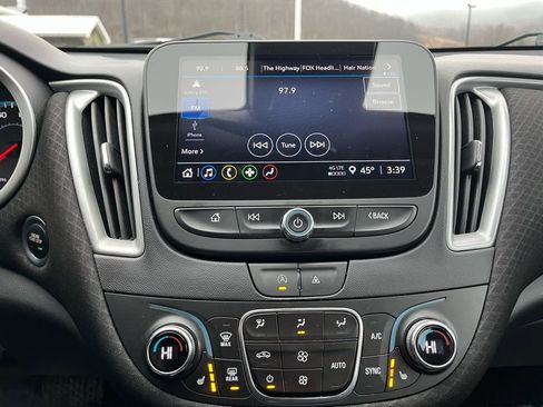 Used 2023 Chevrolet Malibu LT w/ Driver Confidence Package image 18