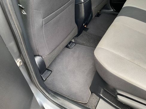 Used 2018 Toyota RAV4 XLE w/ Convenience Package AWD/4WD image 33