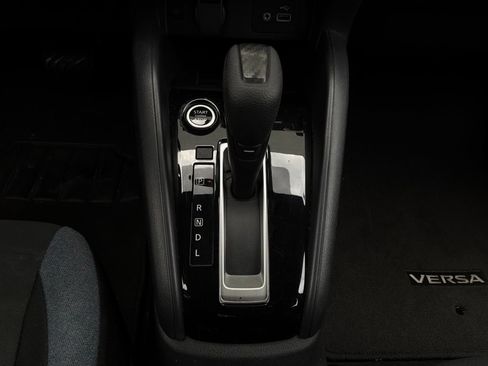 Used 2025 Nissan Versa SV FWD image 21