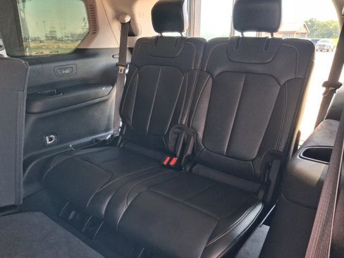 Used 2020 Jeep Grand Cherokee Altitude AWD/4WD image 24