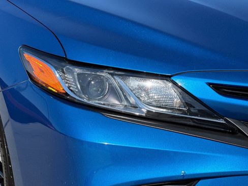 Used 2019 Toyota Camry SE image 9