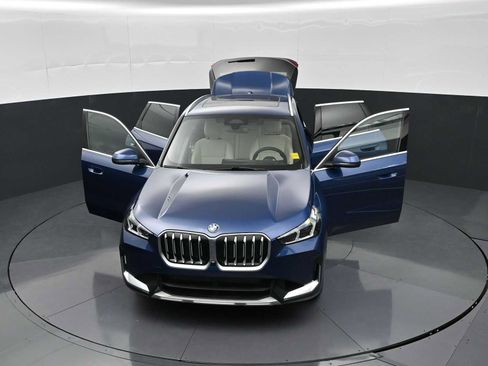 Used 2025 BMW X1 xDrive28i w/ Technology Package AWD/4WD image 33