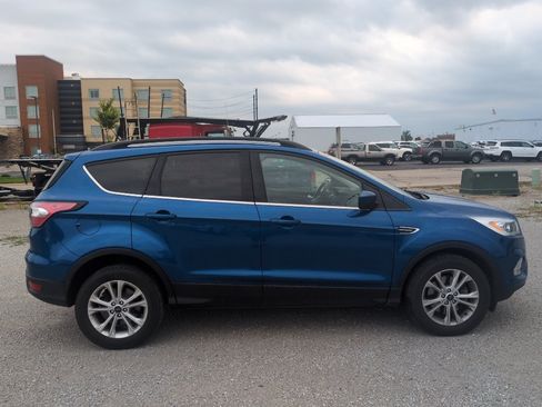 Used 2018 Ford Escape SEL AWD/4WD image 4