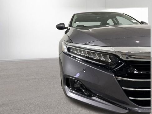 Used 2021 Honda Accord Touring image 30