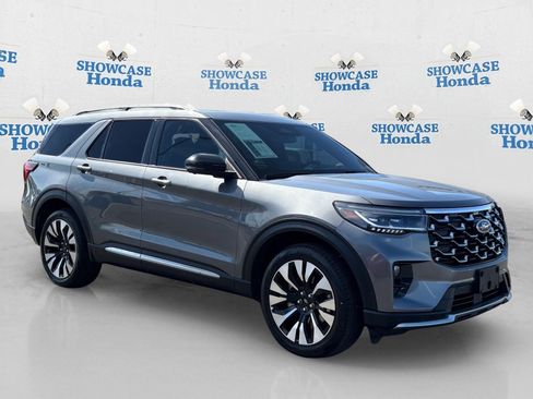 Used 2025 Ford Explorer Platinum w/ LUX Leather Package AWD/4WD image 10