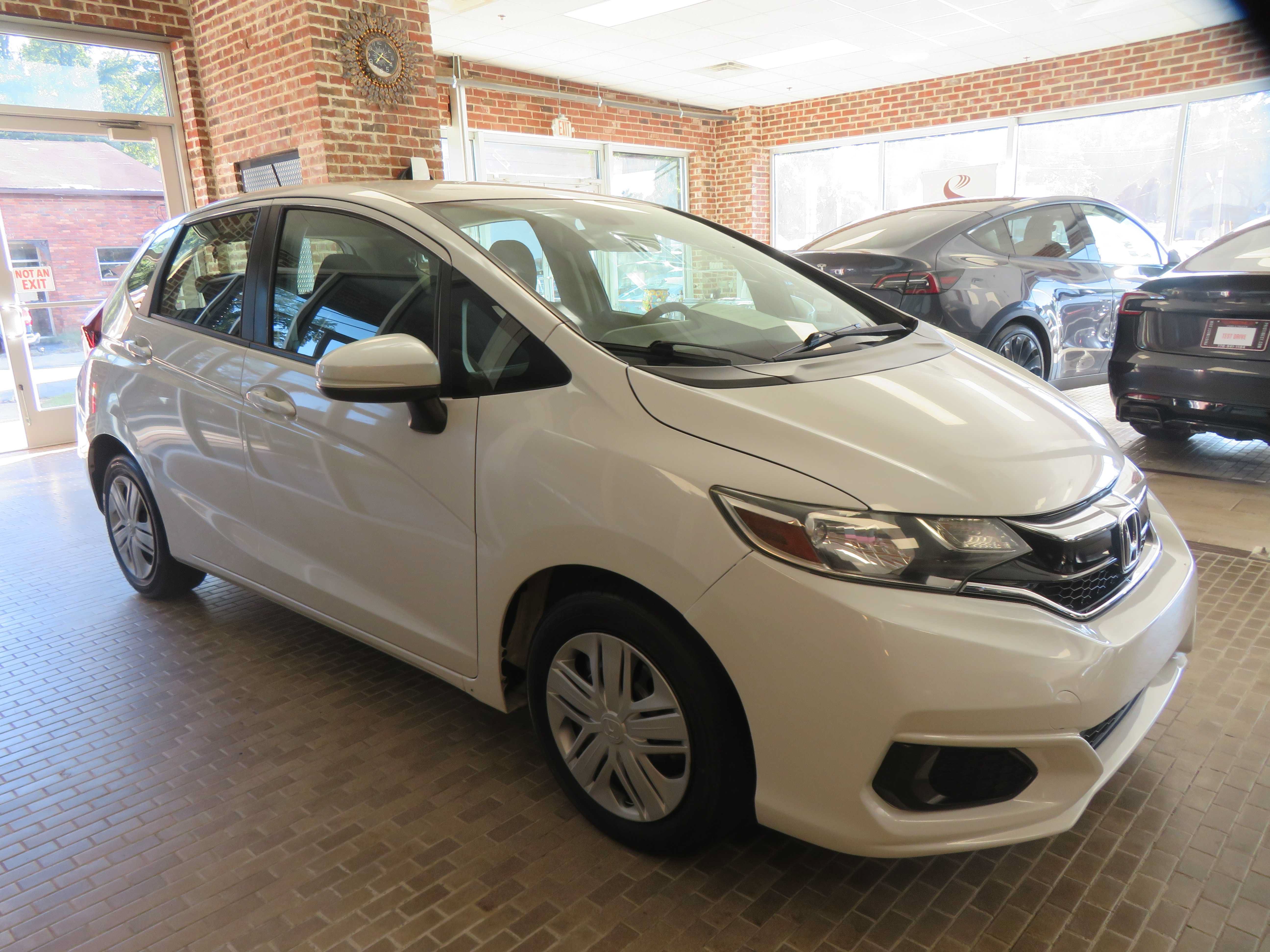 Used 2019 Honda Fit LX image 34