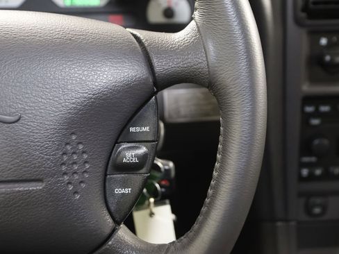 Used 2002 Ford Mustang GT RWD image 33
