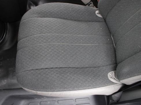 Used 2024 Chevrolet Express 2500 w/ Driver Convenience Package RWD image 7