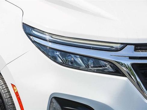 Used 2023 Chevrolet Equinox LT image 8