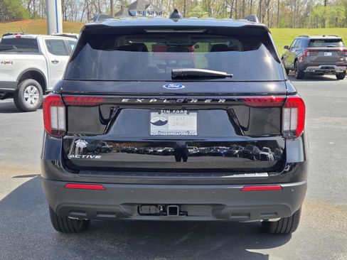 New 2026 Ford Explorer Active image 6