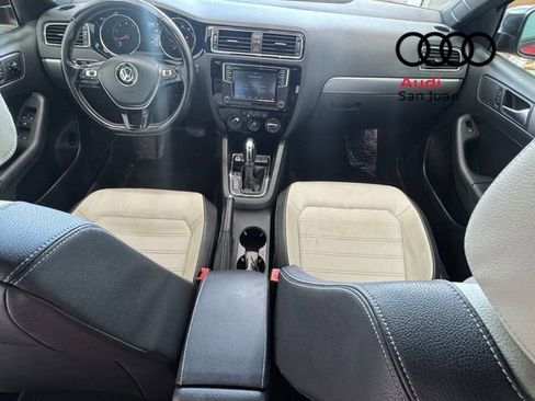 Used 2016 Volkswagen Jetta Sport FWD image 24