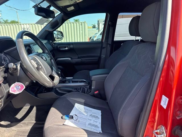 Used 2016 Toyota Tacoma TRD Off-Road w/ Towing Package RWD image 9