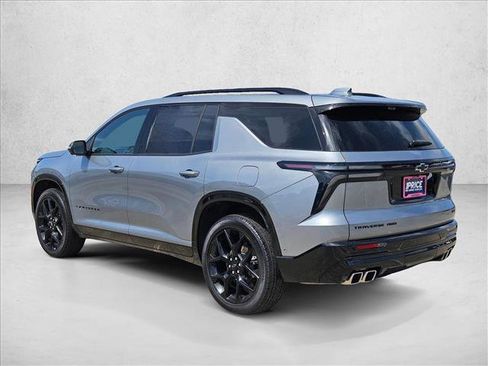 Certified 2024 Chevrolet Traverse RS w/ LPO, Floor Liner Package image 7