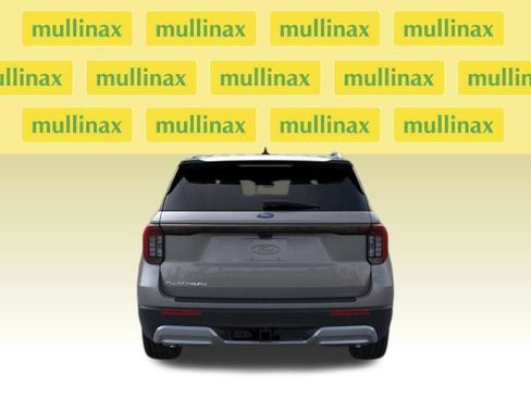 New 2026 Ford Explorer Platinum RWD image 40