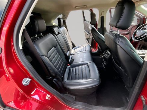 Used 2024 Ford Edge SEL w/ Convenience Package AWD/4WD image 19