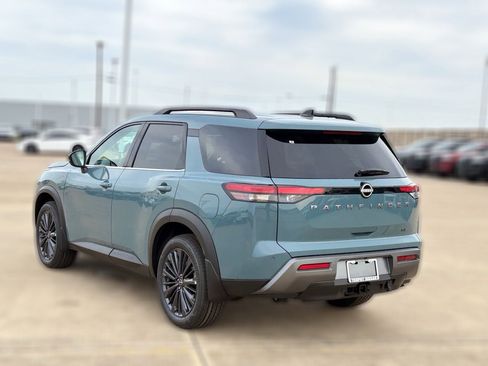 New 2026 Nissan Pathfinder SL FWD image 6