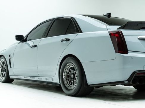 Used 2018 Cadillac CTS V w/ Carbon Fiber Package image 22