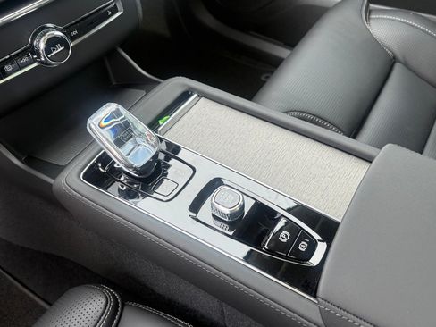 New 2026 Volvo XC90 B6 Ultra w/ Protection Package Premier image 14