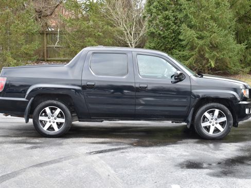 Used 2014 Honda Ridgeline SE image 35