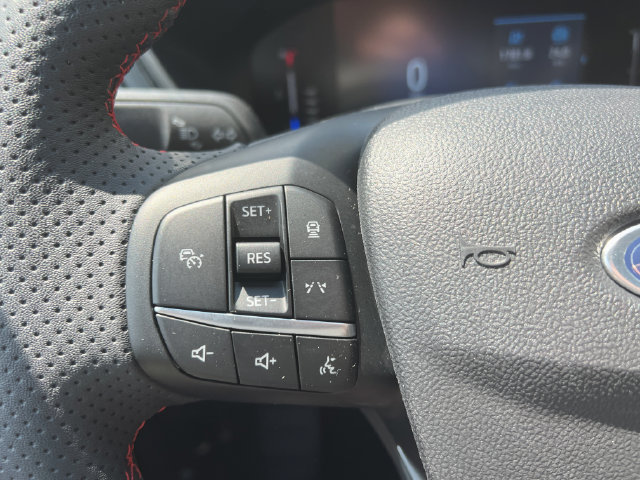 Used 2023 Ford Escape ST-Line w/ Tech Pack #1 AWD/4WD image 25