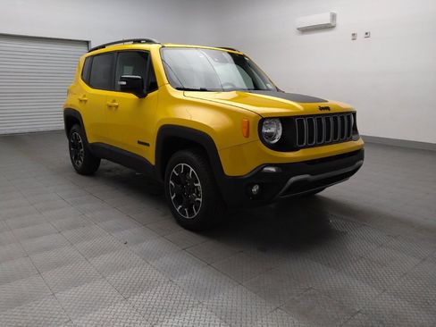 Used 2023 Jeep Renegade Latitude image 13