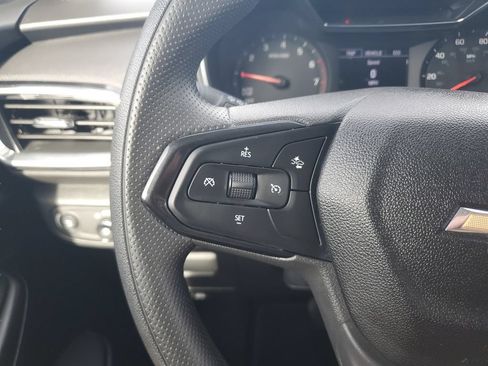 Used 2023 Chevrolet TrailBlazer LT FWD image 19