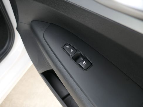 Used 2023 Kia Forte LXS image 26