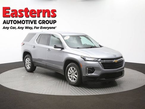 Used 2023 Chevrolet Traverse LS FWD image 48