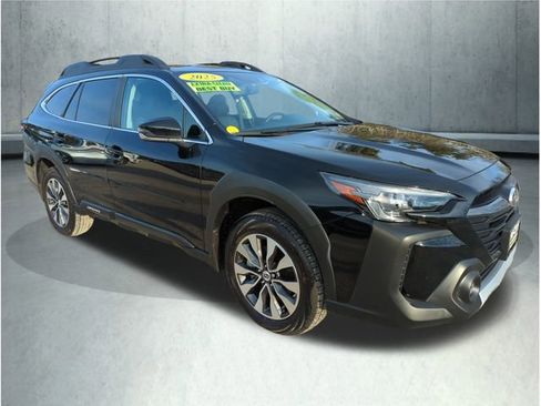 Used 2025 Subaru Outback Limited XT image 7