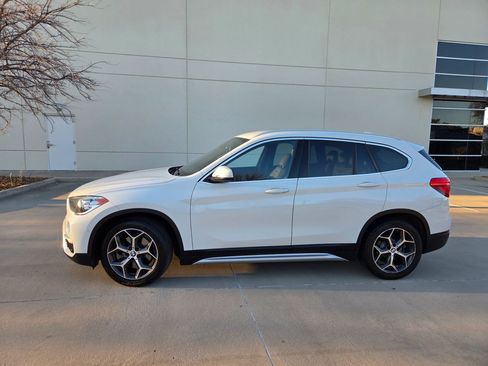 Used 2018 BMW X1 sDrive28i image 21