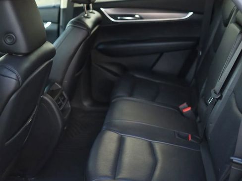 Used 2017 Cadillac XT5 Luxury w/ Driver Awareness Package image 29