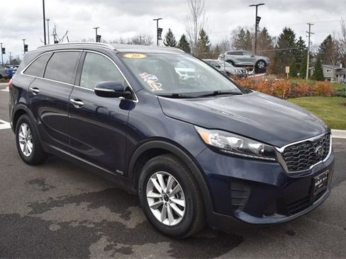 Used 2020 Kia Sorento LX w/ LX I4 Convenience Package image 10