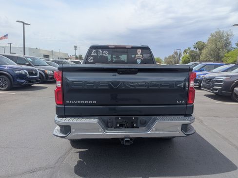 Used 2019 Chevrolet Silverado 1500 LTZ w/ LTZ Premium Package image 4