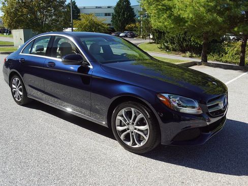 Used 2016 Mercedes-Benz C 300 Sedan image 11