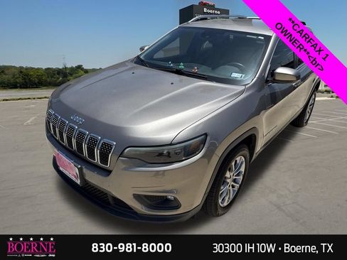 Used 2021 Jeep Cherokee Latitude Lux w/ Comfort/Convenience Group FWD image 4