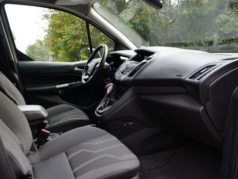 Used 2016 Ford Transit Connect XLT image 23